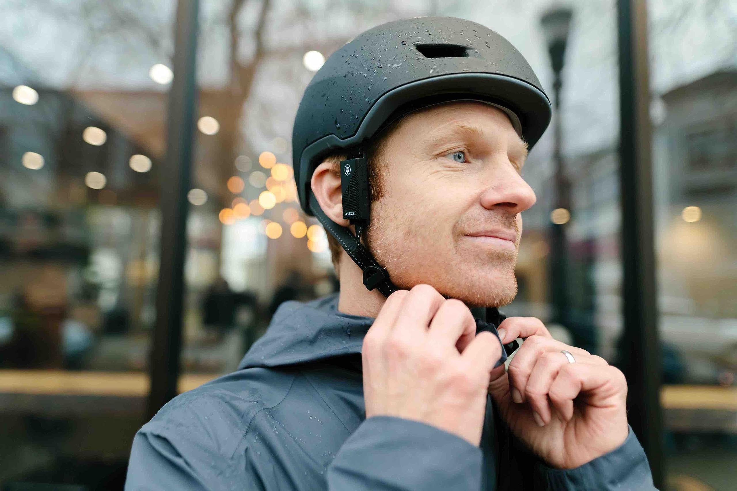 Arai アライ ヘルメット (Bluetoothマイク/オーディオ付) Arai アライ ヘルメット (Bluetoothマイク/オーディオ付) 楽天
